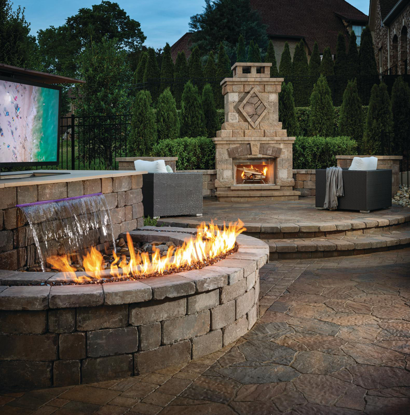 Choosing a Fire Feature - Belgard