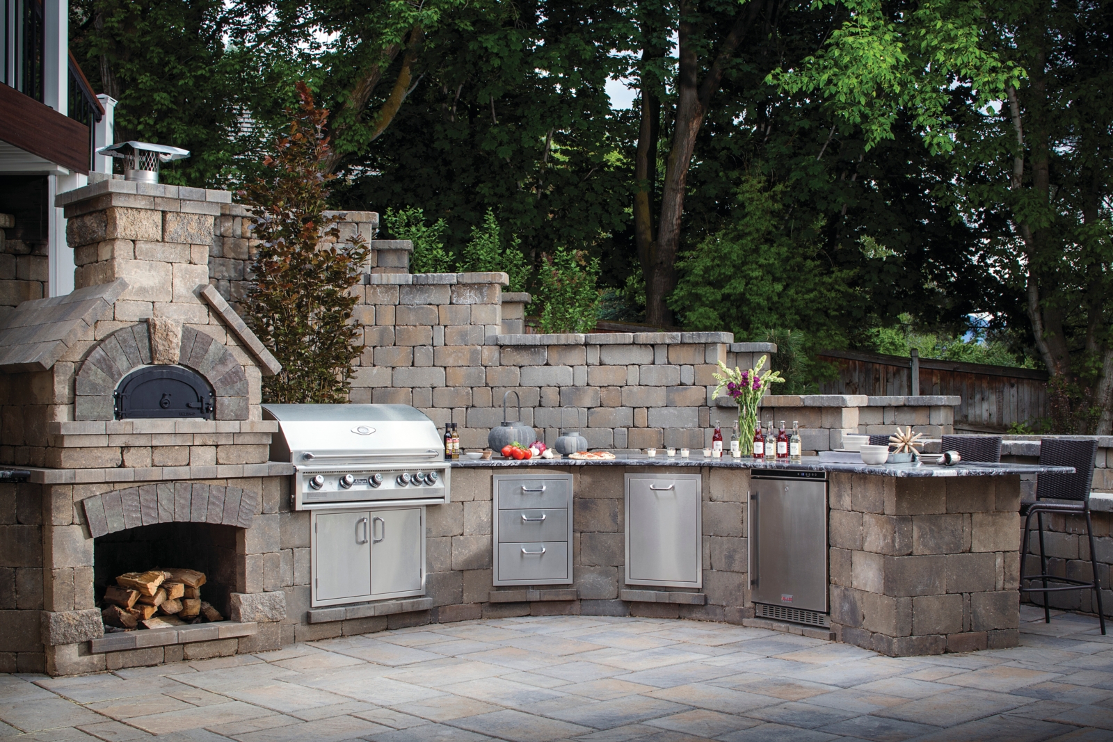 Granite Countertops For Outdoor Kitchens - Stone Masters