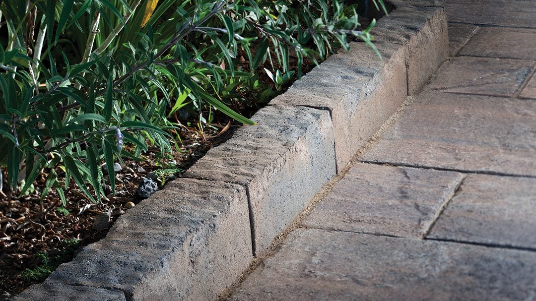 Explore Paver Border and Edging Options From Belgard | Belgard